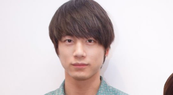 坂口健太郎
